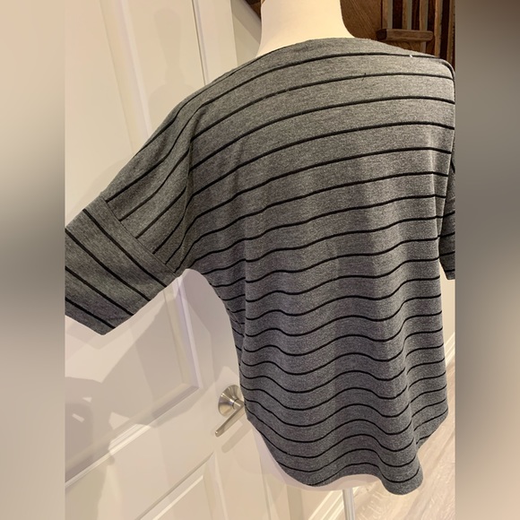 Loft top, size Med. - Picture 9 of 9